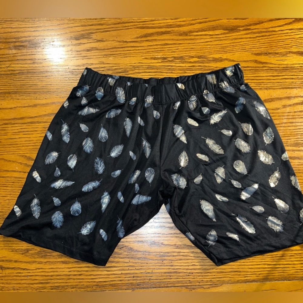 1X biker shorts